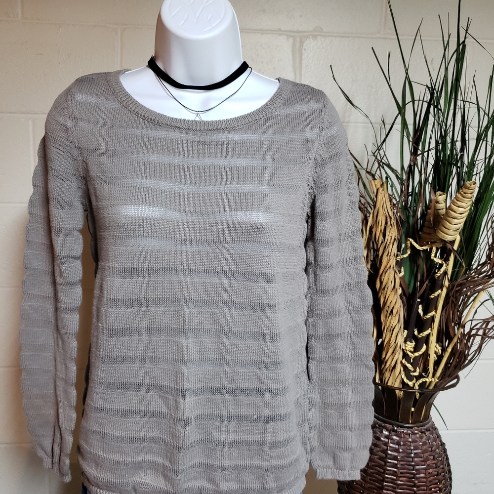 Ann Taylor Sweater - Picture 1 of 5